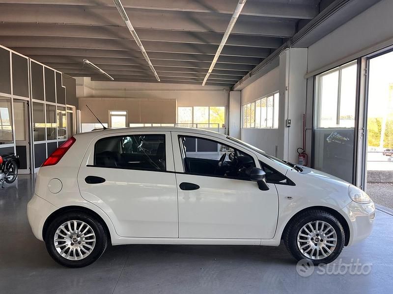 Usata Fiat Punto S 95 CV (69 kW) 2018 Bianco Berlina