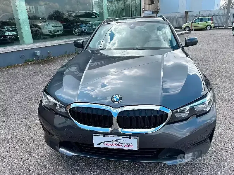 Usata BMW 320e Advantage 204 CV (150 kW) 2021 Nero Station wagon