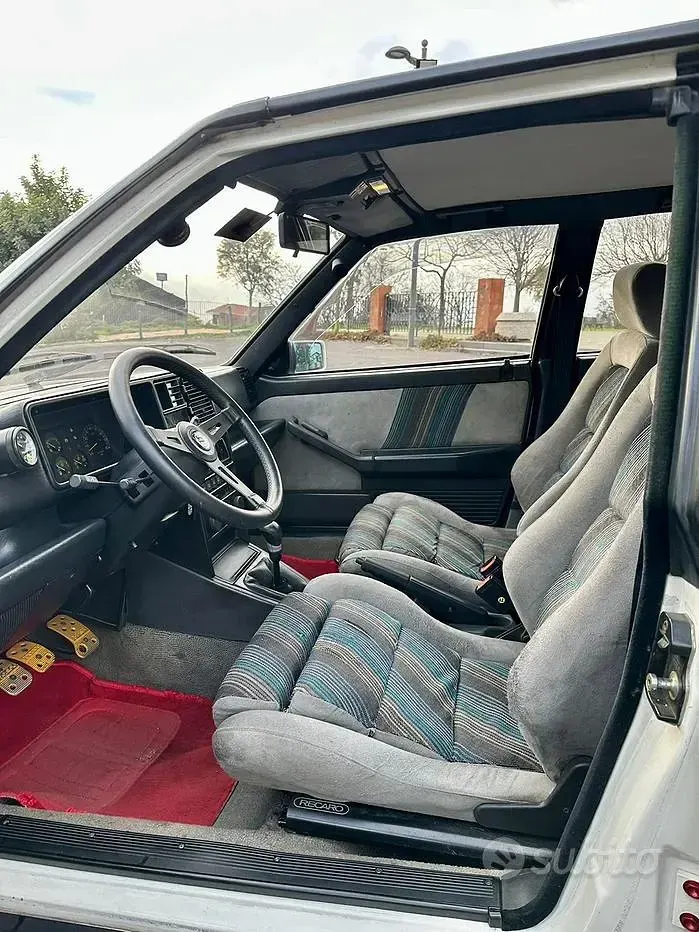 Usata Lancia 2000 166 CV (122 kW) 1987 Bianco Berlina