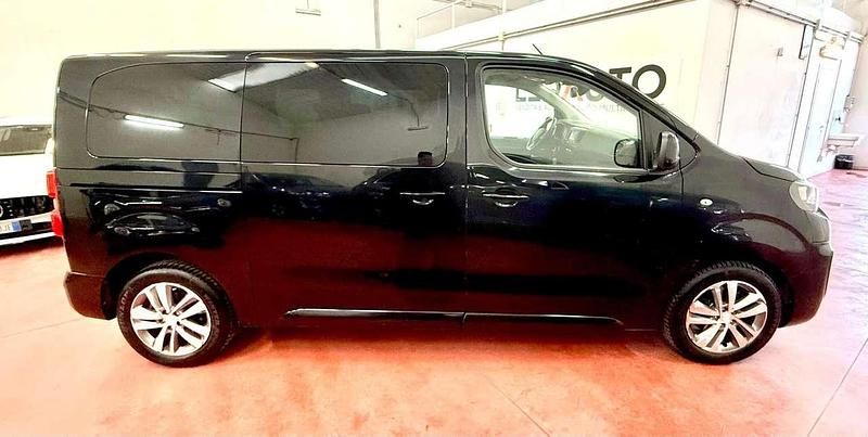 Usata Peugeot Traveller 179 CV (131 kW) 2020 Nero Monovolume