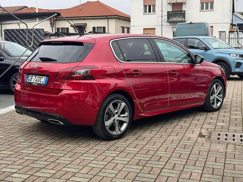 Usata Peugeot 308 GT-line 131 CV (96 kW) 2020 Rosso Utilitaria