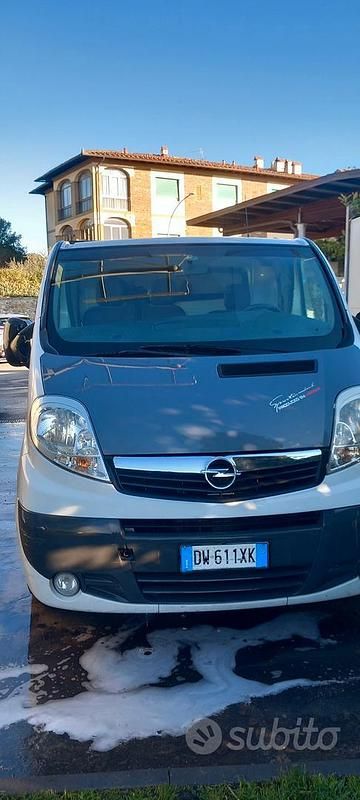 Usata Opel Vivaro 120 CV (88 kW) 2008 Monovolume