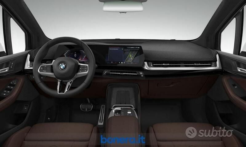 Nuova BMW 218 Active Tourer M Sport 150 CV (110 kW) 2025 Alpin white pastello Monovolume