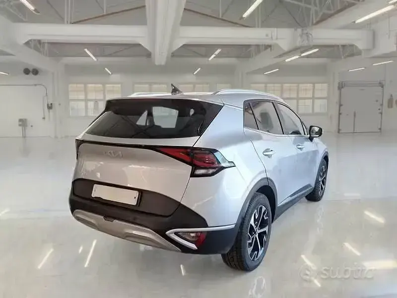 Usata Kia Sportage Style 115 CV (84 kW) 2022 Bianco SUV
