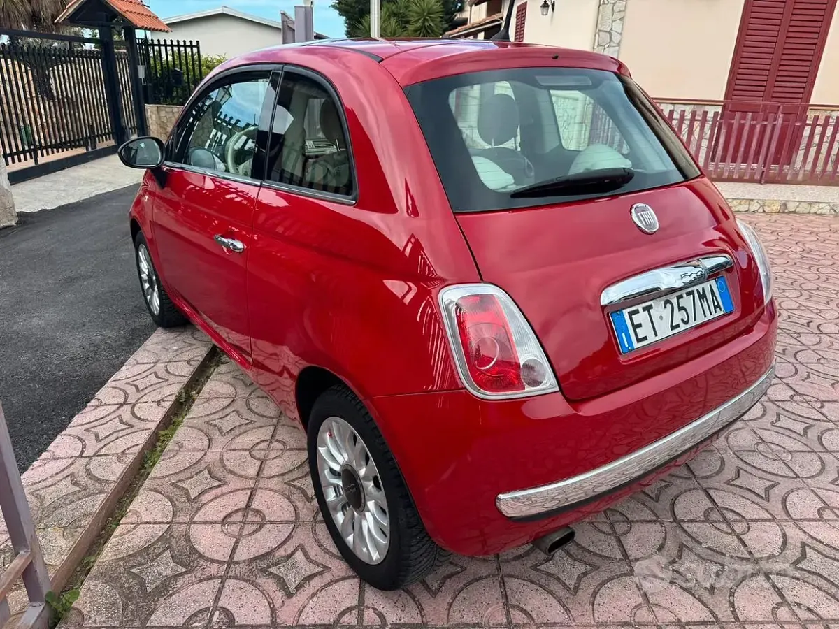 Begagnad Fiat 500 69 HK (50 kW) 2014 Röd Sedan