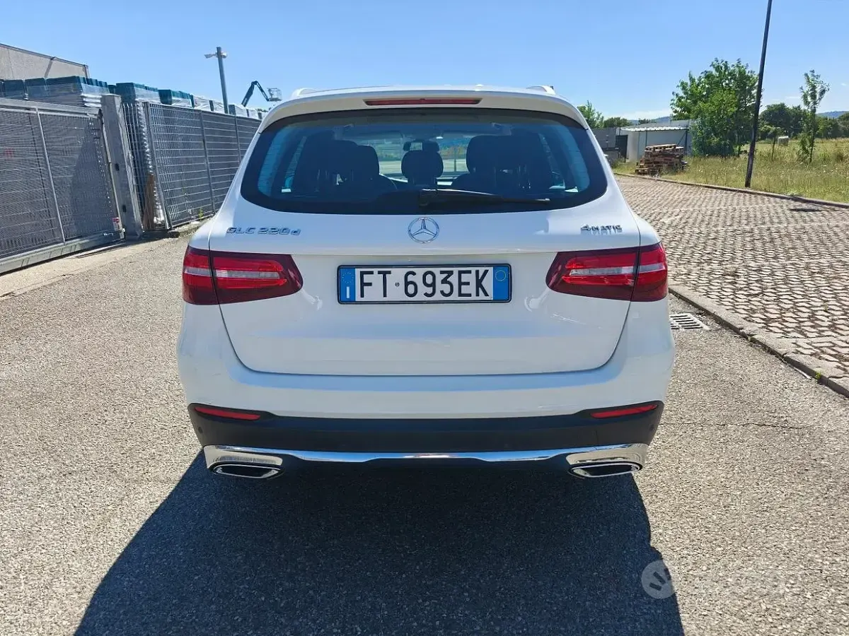 Usata Mercedes GLC220 Business 170 CV (125 kW) 2018 Bianco SUV