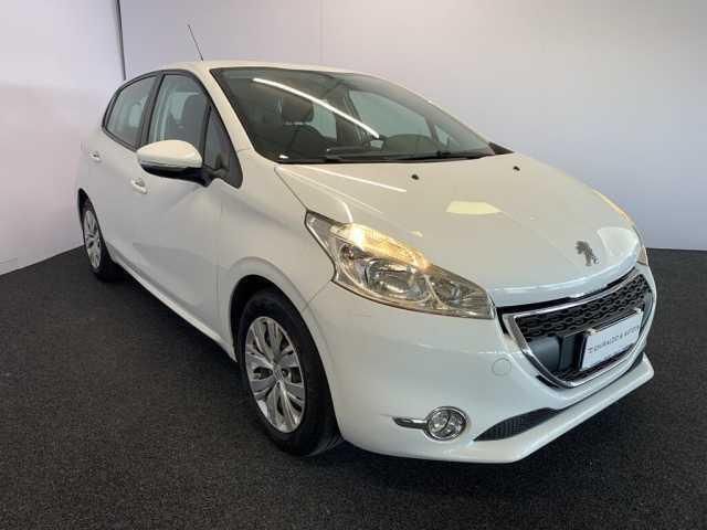 Usata Peugeot 208 Active 82 CV (60 kW) 2012 Bianco Utilitaria