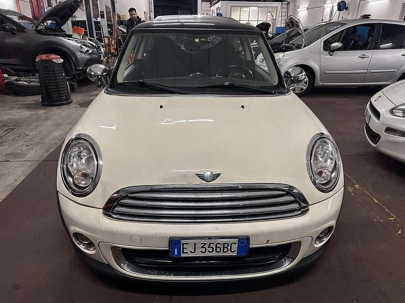 Usata Mini ONE 75 CV (55 kW) 2011 Bianco Utilitaria