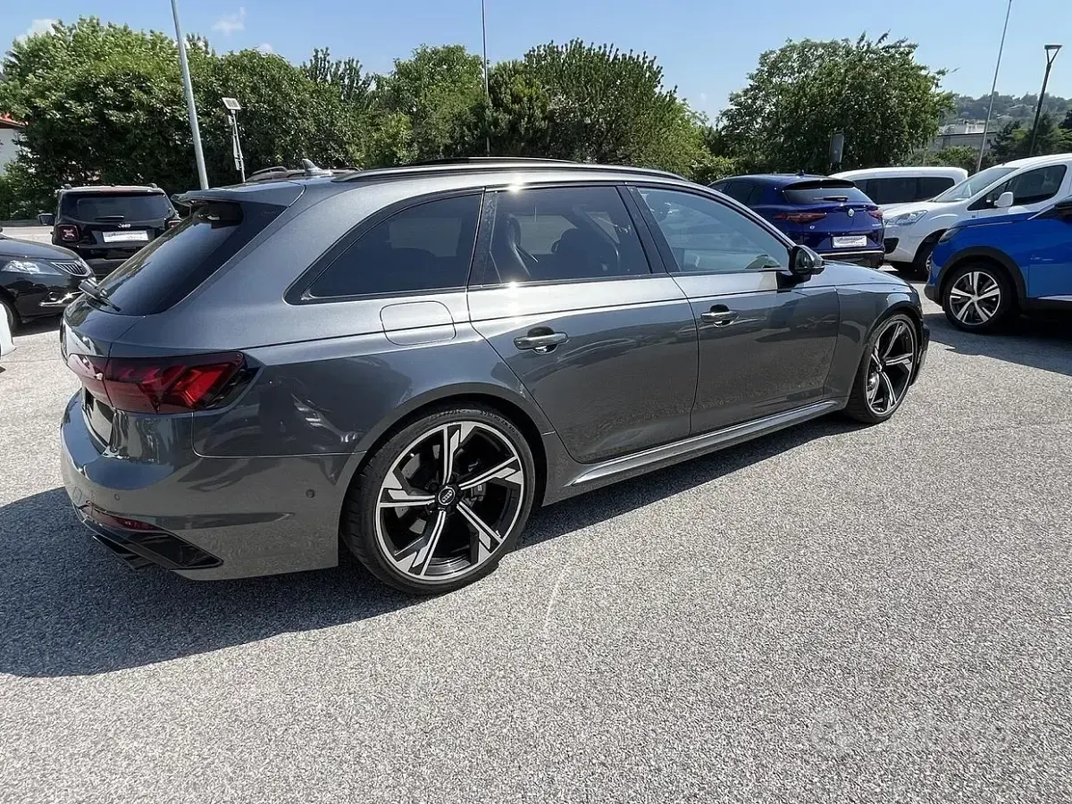 Usata Audi RS4 Sport 450 CV (330 kW) 2020 Grigio Station wagon