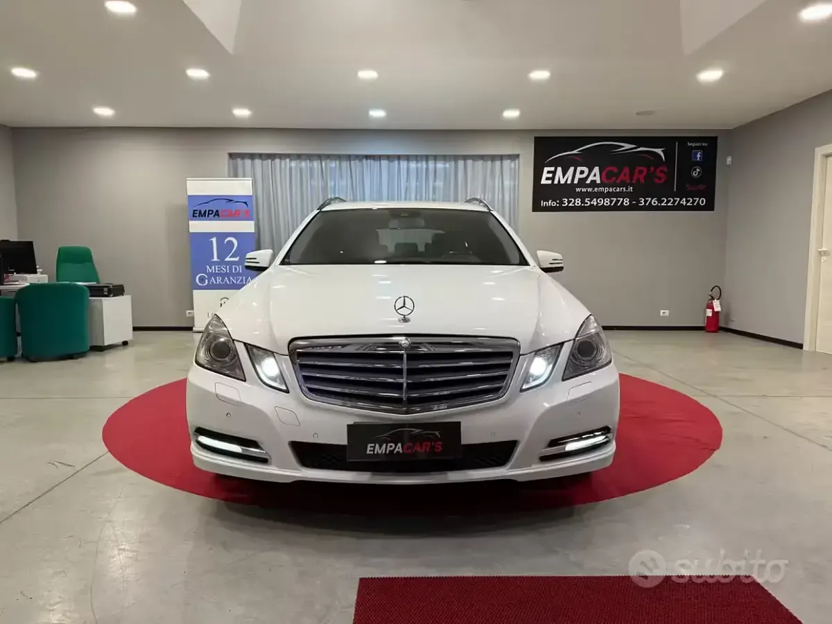 Usata Mercedes E220 Executive 170 CV (125 kW) 2013 Bianco Station wagon
