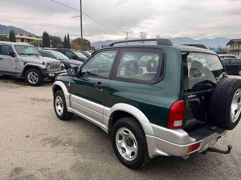 Usata Suzuki Grand Vitara 94 CV (69 kW) 2001 Verde(met.) SUV