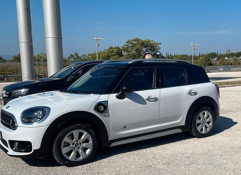 Usata Mini Countryman 136 CV (100 kW) 2018 Bianco SUV