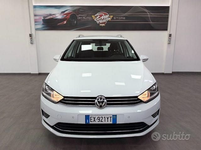 Usata VW Golf Sportsvan Highline 110 CV (80 kW) 2015 Bianco Monovolume