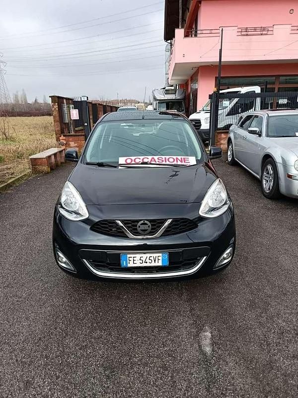 Usata Nissan Micra Tekna 80 CV (58 kW) 2016 Nero Berlina