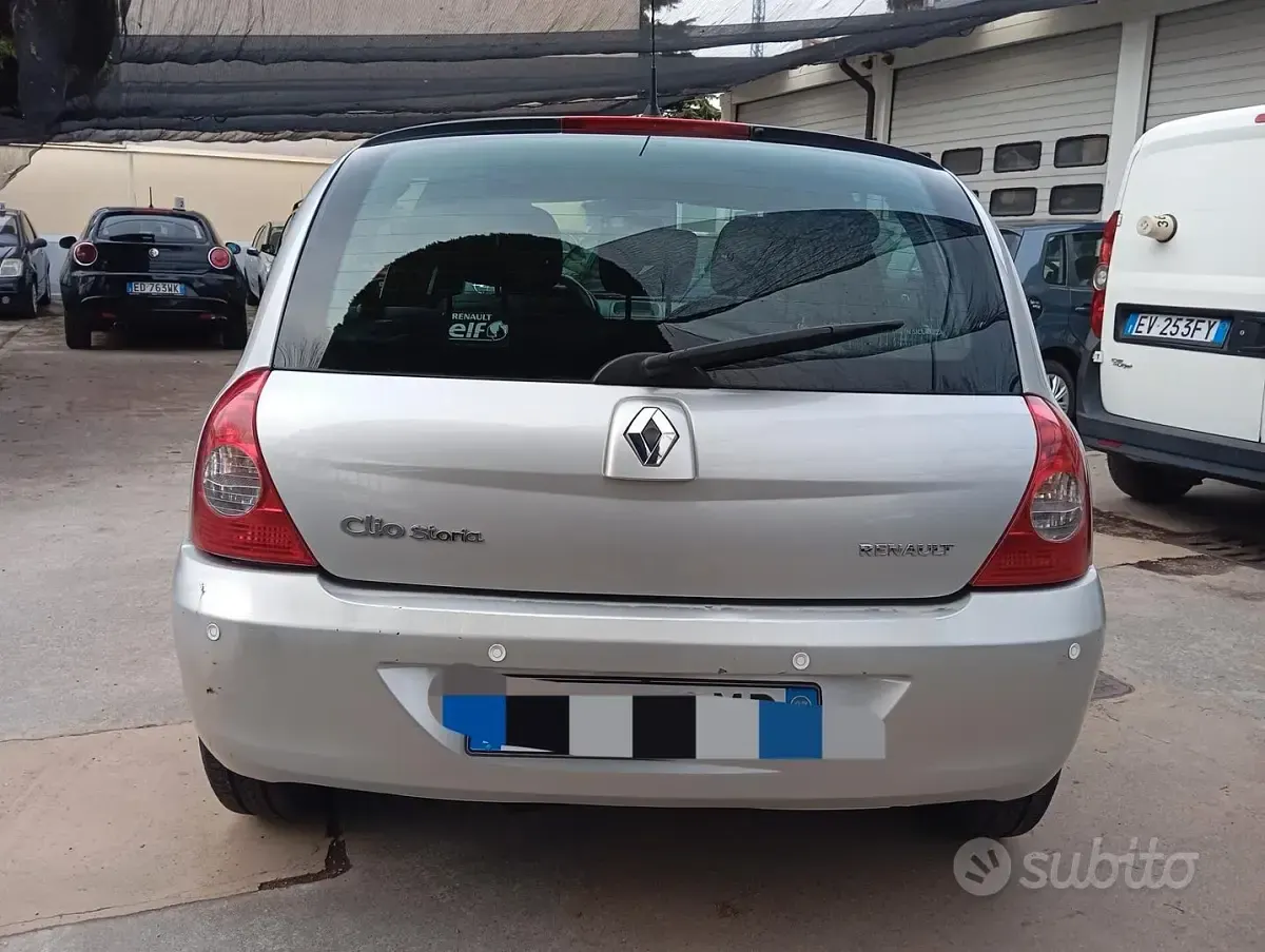 Gebraucht Renault Clio II 75 PS (55 kW) 2008 Grau Limousine