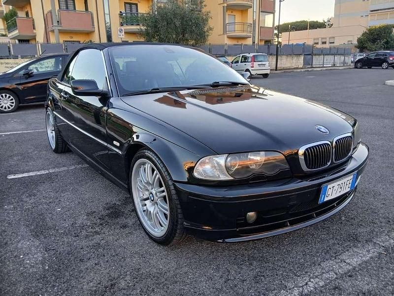Usata BMW 325 192 CV (141 kW) 2002 Cabrio
