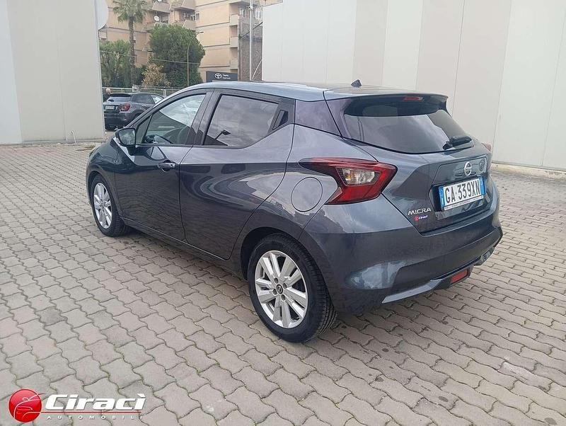 Usata Nissan Micra Acenta 101 CV (74 kW) 2020 Blu Berlina