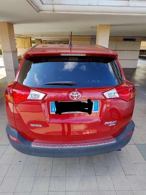Usata Toyota RAV4 Style 124 CV (91 kW) 2014 SUV