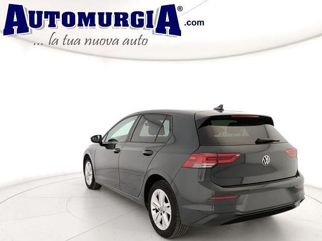 Usata VW Golf VIII Life 115 CV (84 kW) 2021 Grigio Berlina