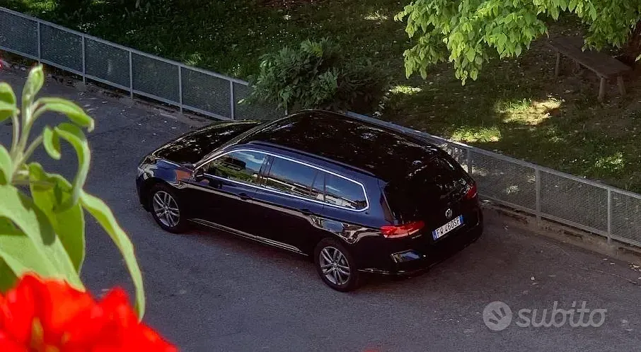 Usata VW Passat 150 CV (110 kW) 2015 Nero Station wagon