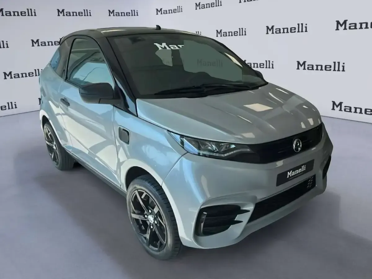 Nuova Aixam Coupe Sport 2026 Argento Coupé