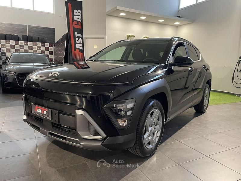 Nero Nuova 2025 Hyundai Kona SUV | 22.990 € (Buon prezzo) - Immagine 1/4