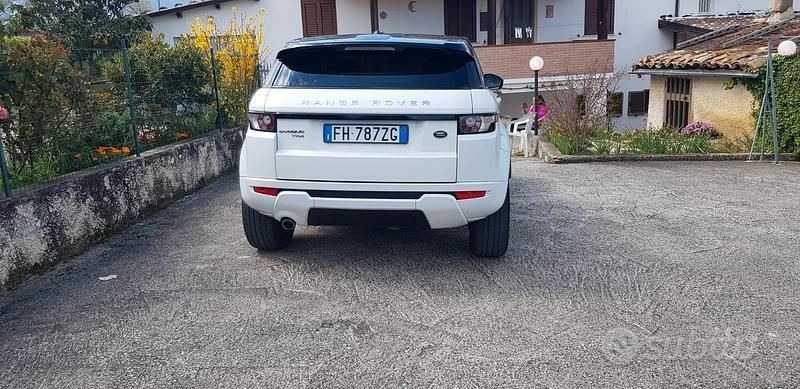 Usata Land Rover Range Rover evoque 150 CV (110 kW) 2014 Bianco Berlina
