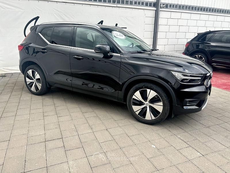 Usata Volvo XC40 Inscription 179 CV (131 kW) 2021 Nero SUV