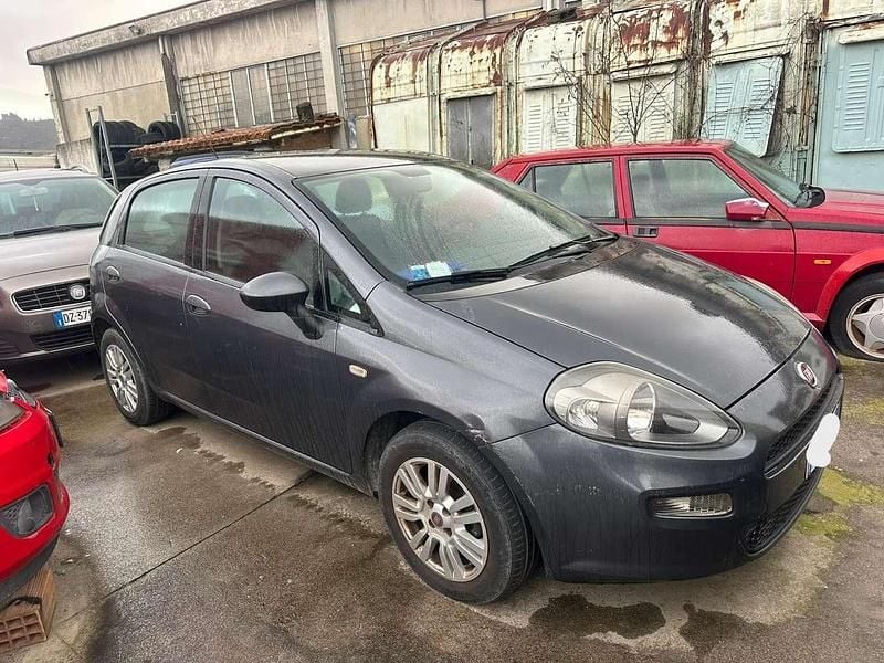 Usata Fiat Punto Easy 77 CV (56 kW) 2013 Other Utilitaria
