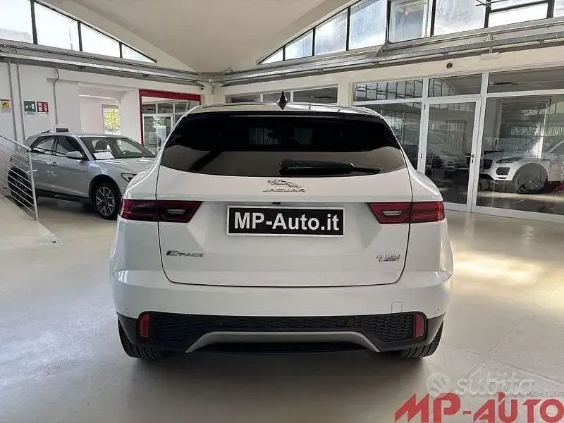 Usata Jaguar E-Pace S 150 CV (110 kW) 2019 Bianco SUV