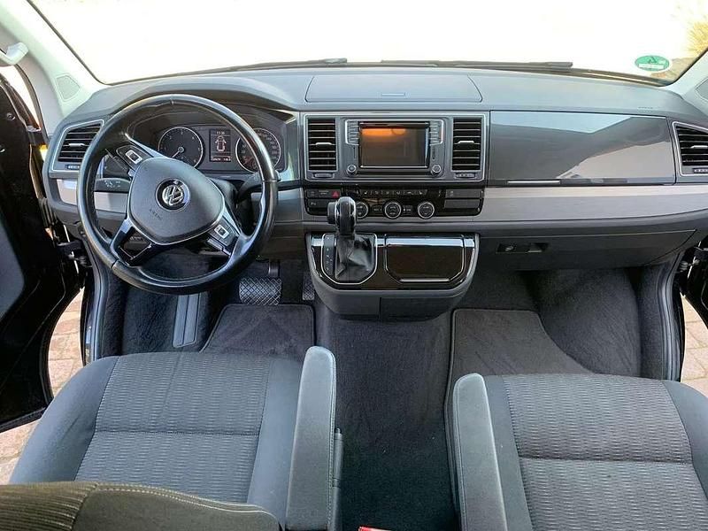 Usata VW Multivan Comfortline 204 CV (150 kW) 2017 Nero Furgone