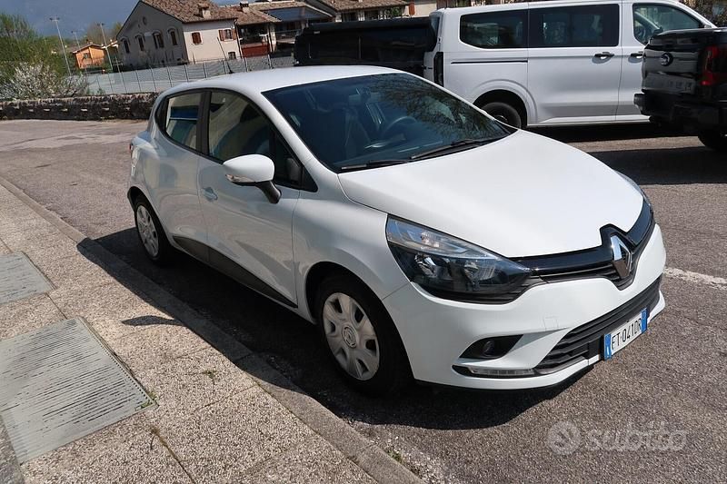 Usata Renault Clio IV Life 75 CV (55 kW) 2018 Bianco Berlina