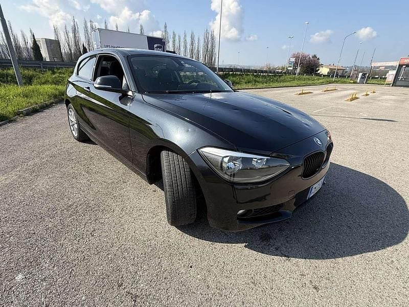 Usata BMW 114 Sport Line 95 CV (69 kW) 2013 Other Utilitaria