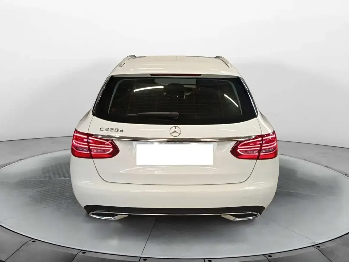 Usata Mercedes C220 Premium 194 CV (142 kW) 2019 Bianco Station wagon