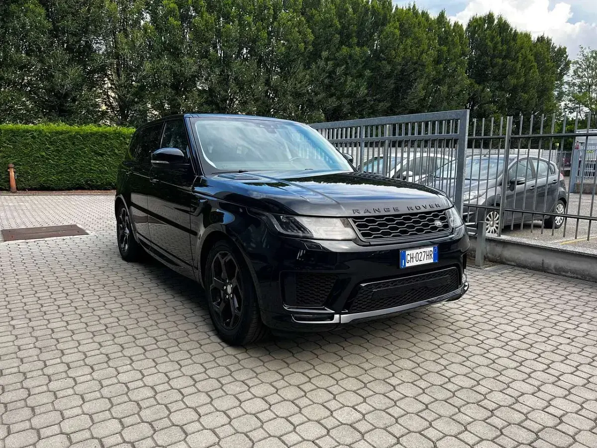 Usata Land Rover Range Rover Sport S 249 CV (183 kW) 2021 Farallon black SUV
