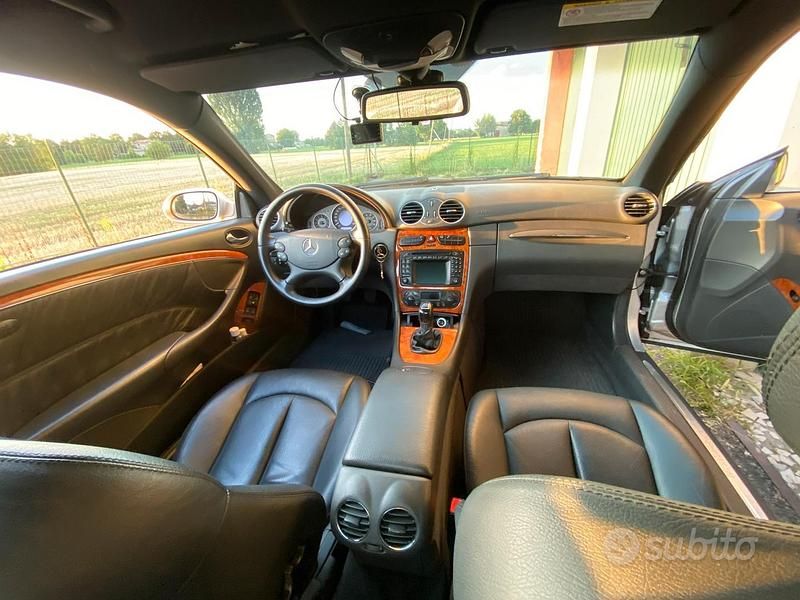 Usata Mercedes CLK240 Elegance 170 CV (125 kW) 2002 Grigio Coupé
