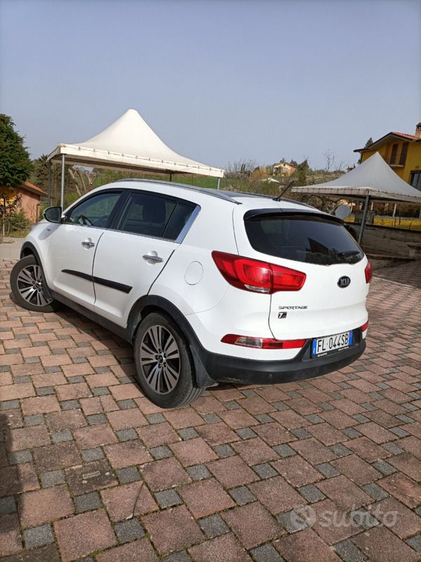 Usata Kia Sportage 136 CV (100 kW) 2015 Bianco SUV