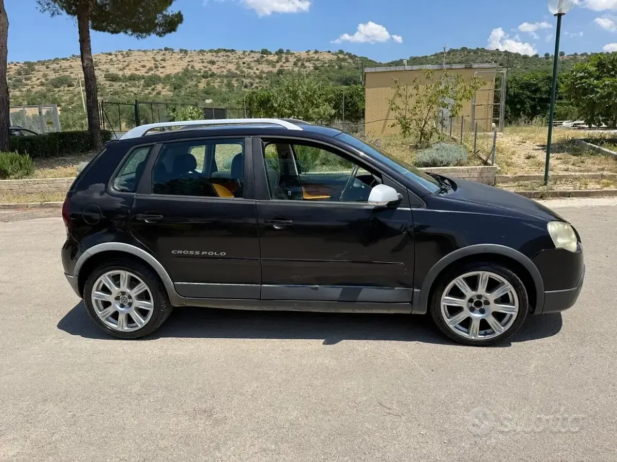 Usata VW Polo Cross 80 CV (58 kW) 2007 Nero Utilitaria