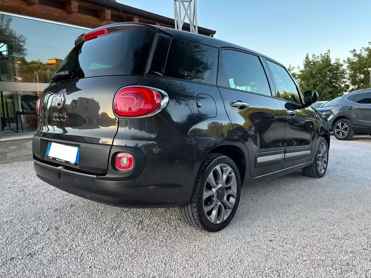 Usata Fiat 500L Living 105 CV (77 kW) 2014 Grigio Monovolume