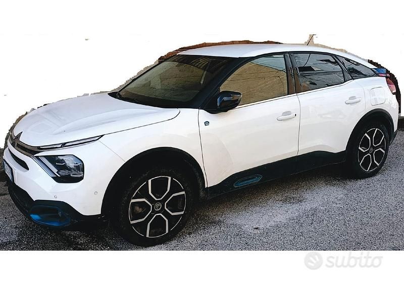 Usata Citroën e-C4 Shine 100 kW (136 CV) 2021 Bianco Berlina