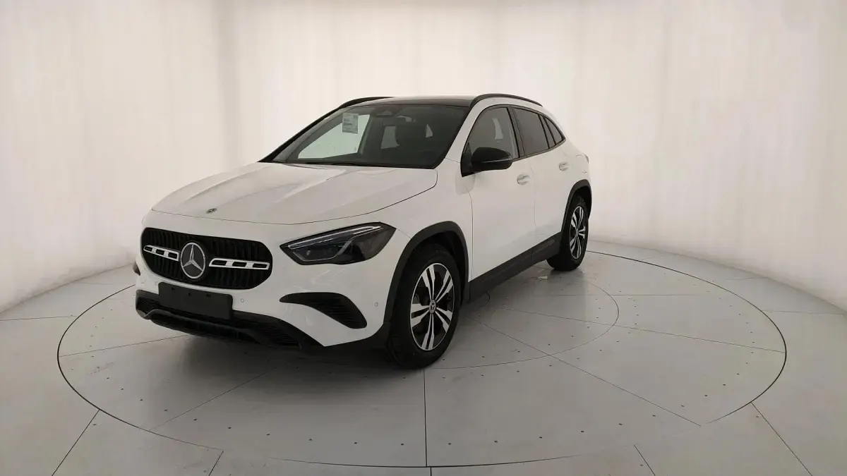 Usata Mercedes GLA200 Advanced Plus 150 CV (110 kW) 2026 SUV
