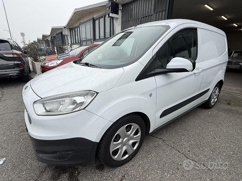 Usata Ford Courier 2017 Monovolume