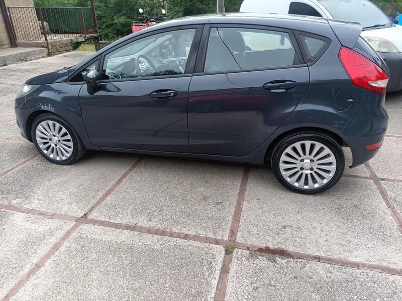 Usata Ford Fiesta 2012 Blu Utilitaria