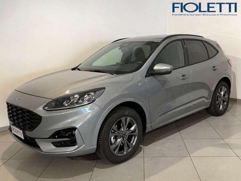 Usata Ford Kuga ST-Line 190 CV (139 kW) 2021 Argento SUV
