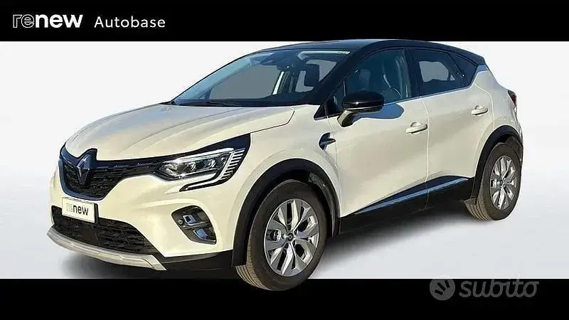 Usata Renault Captur Intens 145 CV (106 kW) 2022 Bianco SUV