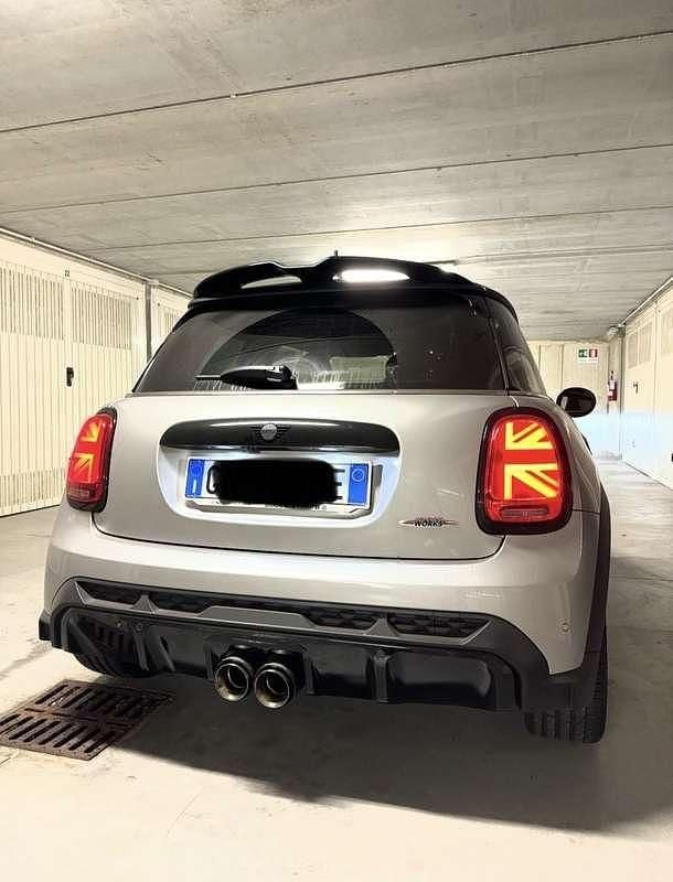 Usata Mini John Cooper Works Essential 231 CV (169 kW) 2023 Utilitaria