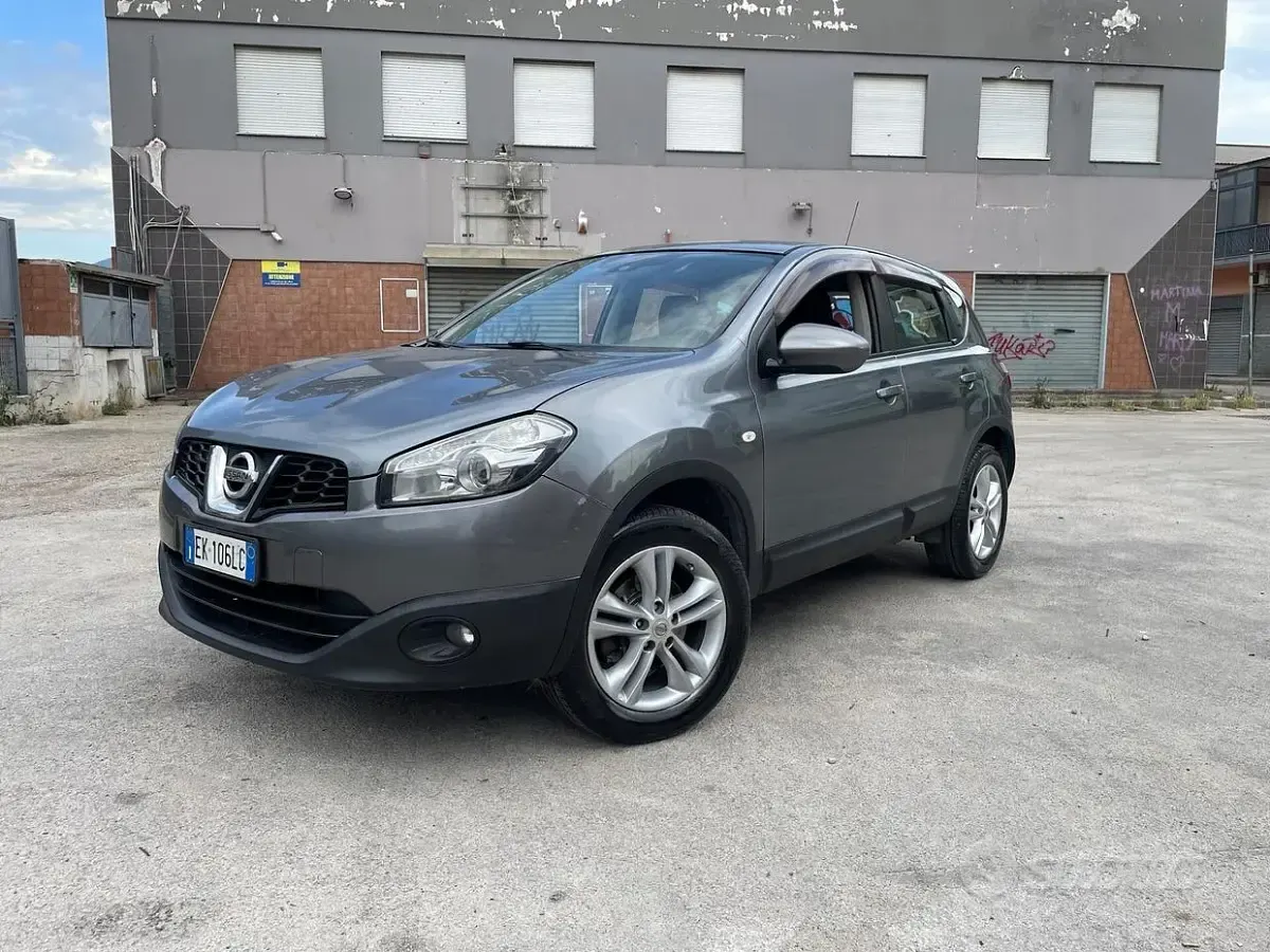 Usata Nissan Qashqai 116 CV (85 kW) 2011 Grigio SUV