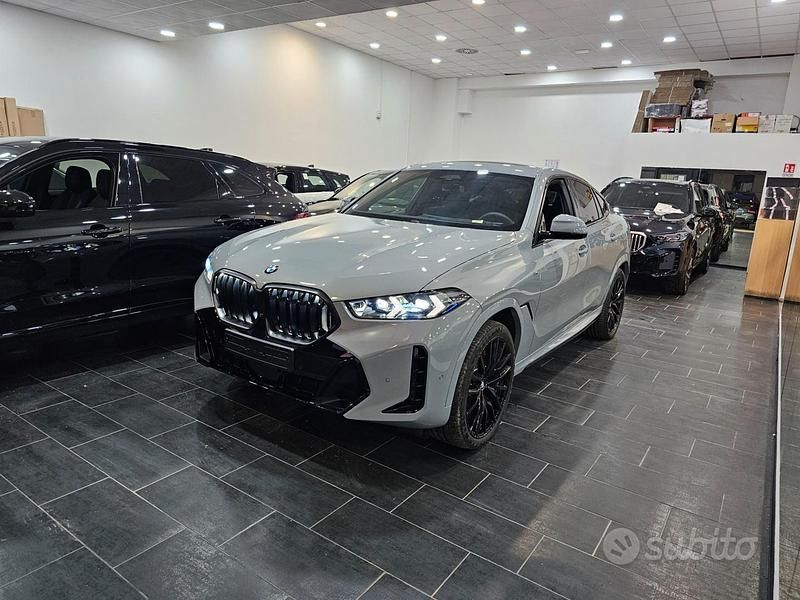 Usata BMW X6 M Sport 298 CV (219 kW) 2024 Grigio SUV