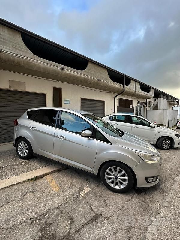 Usata Ford C-MAX 120 CV (88 kW) 2015 Grigio Monovolume