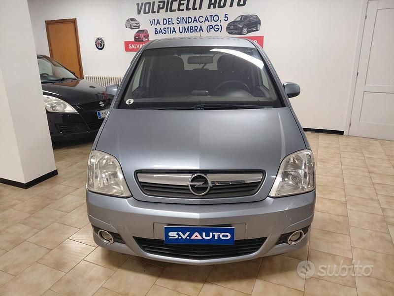 Usata Opel Meriva 90 CV (66 kW) 2008 Grigio Monovolume